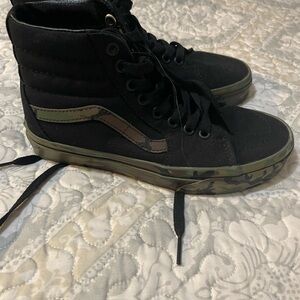 Vans Kids High Top Sneakers in Black with Olive Camo Accent